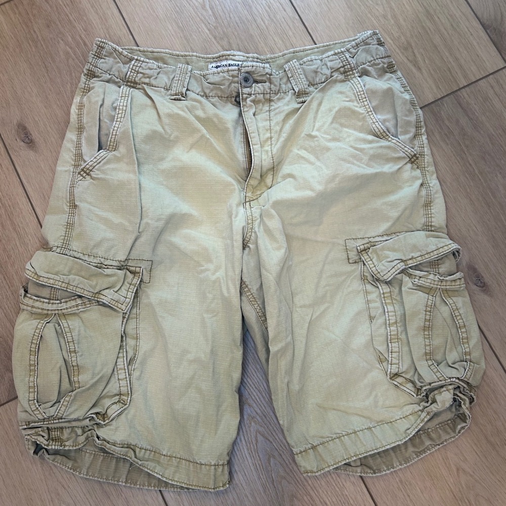 Y2K American Eagle Longboard Cargo Shorts Mens 33 Khaki Tan Ripstop Utility
